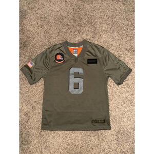 Nike Big Kid’s (Boy’s) NFL Browns Mayfield 2021 Salute To Service Limited Jersey
